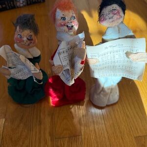 Annalee Mobiltee dolls vintage 1960’s Caroler Figurines Set